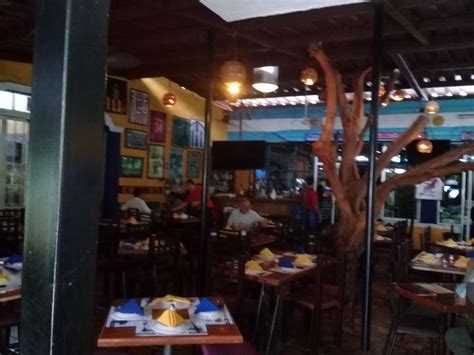 restaurante barrio de quilmes